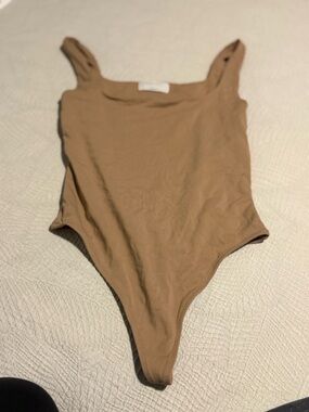 Babaton Ribbed Square-Neck Bodysuit in Camel